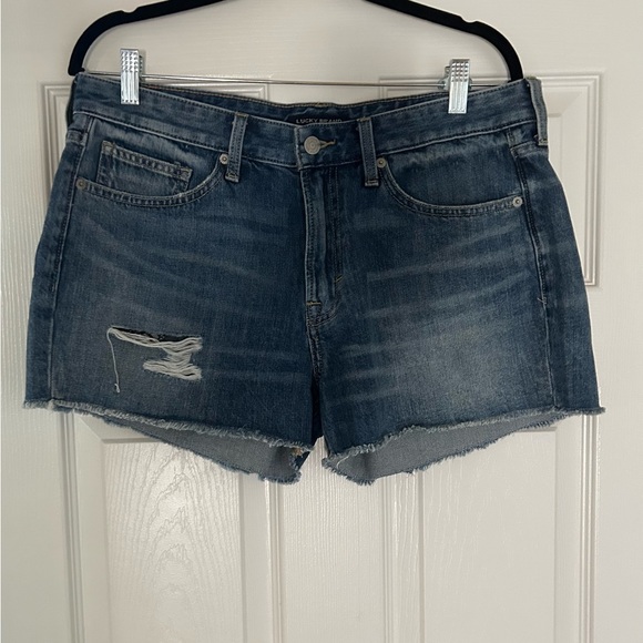 Lucky Brand Pants - Lucky Brand Mid Rise Boy Short, size 30, EUC, embroidered butterflies